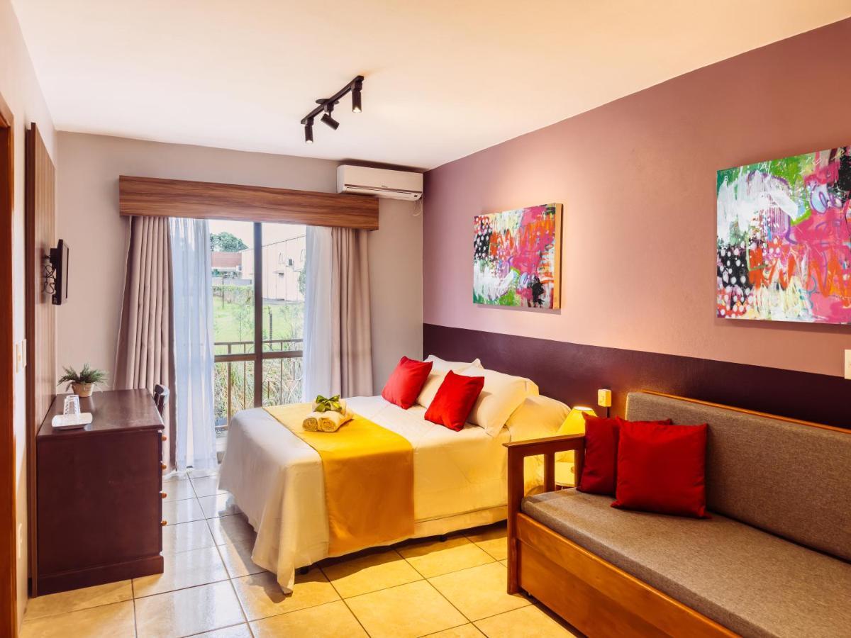 Luzzy Hotel Canela Exterior foto
